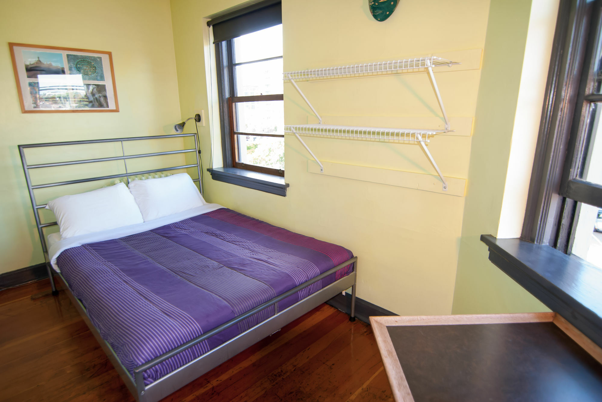 Ocean Island Inn | Backpackers | Suites Виктория Экстерьер фото